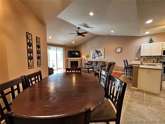 5th image of 748 Pershing Dr Unit 4C