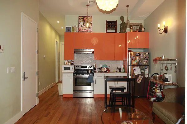 Rented by Rennit Inc. | media 48