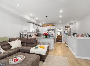 919 N 15th St #1R, Philadelphia, PA 19130