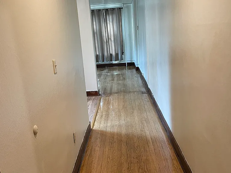 1810 15th Ave #203 — Photo 8