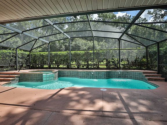 3rd image of 1410 Bent Oaks Blvd