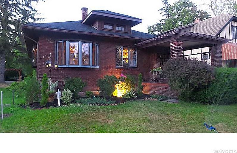 1st image of 33 N End Ave