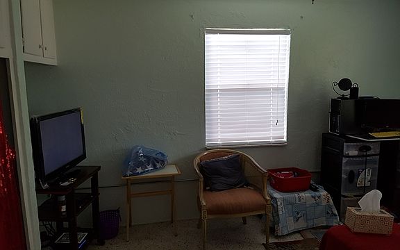 5th image of 309 N Daytona Ave