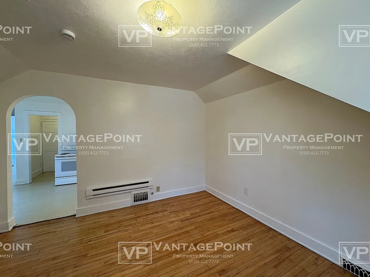 1218 South 16th Street - Upper — Photo 4