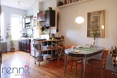 Rented by Rennit Inc.