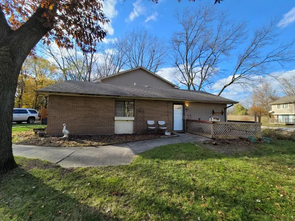 7041 Missouri Ct, Hammond, IN 46323