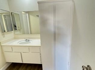 6310 Hazeltine Ave APT 208, Van Nuys, CA 91401