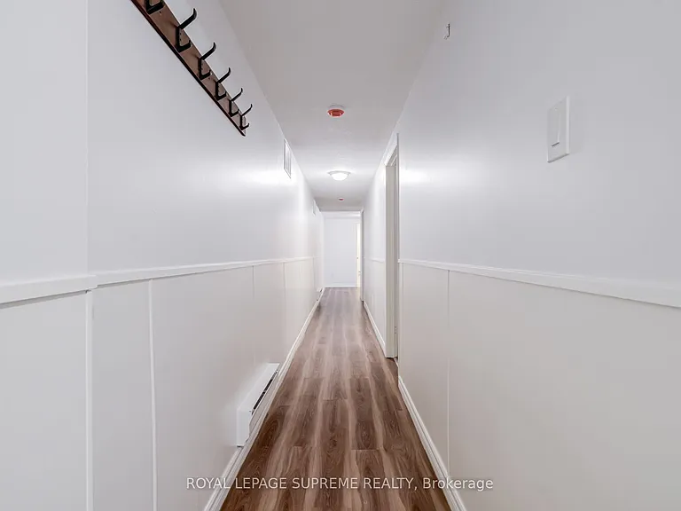 224 Christie St #LOWER — Photo 7