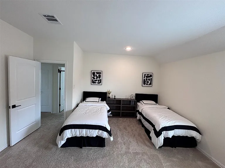 1505 Sibley Way — Photo 12