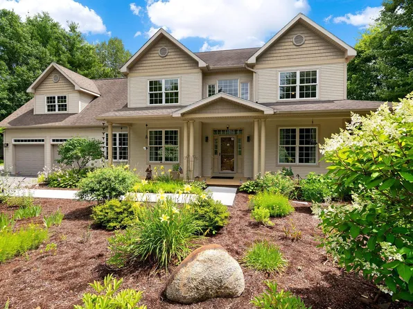 3-5 Edgewater Terrace, Milton, VT 05468