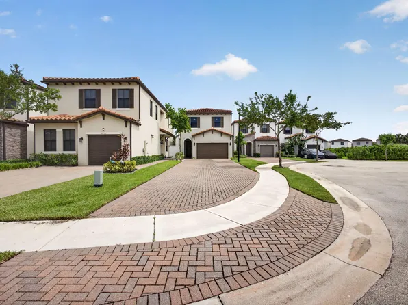 4004 SCREW PINE Cove, Riviera Beach, FL 33410