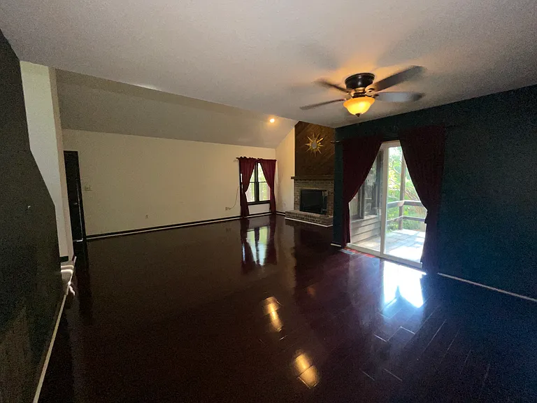 150 Brookstone Dr — Photo 20