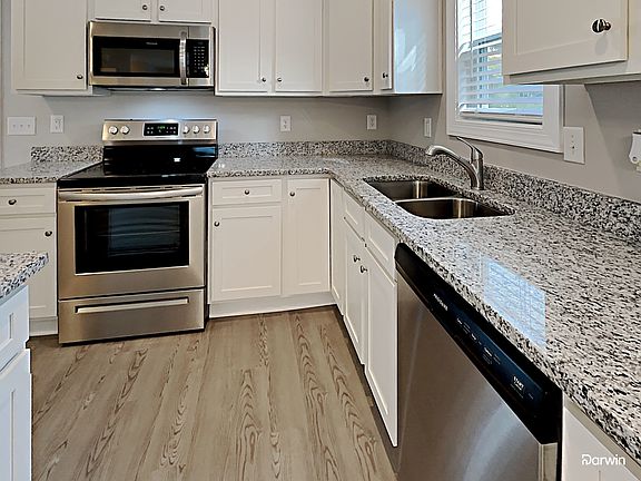 2nd image of 1380 Moose Rd