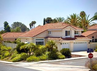 1810 Paseo Del Lago Dr, Vista, CA 92081