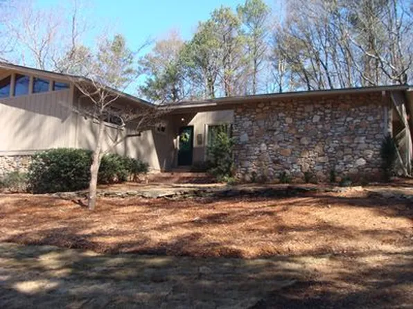 3585 Duberry Ct, Atlanta, GA 30319