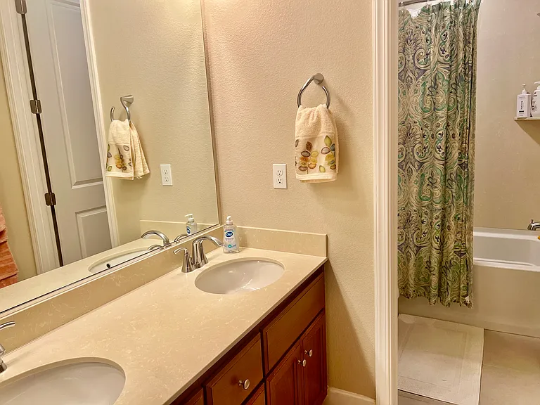 1429 S Wilshire Ave — Photo 28