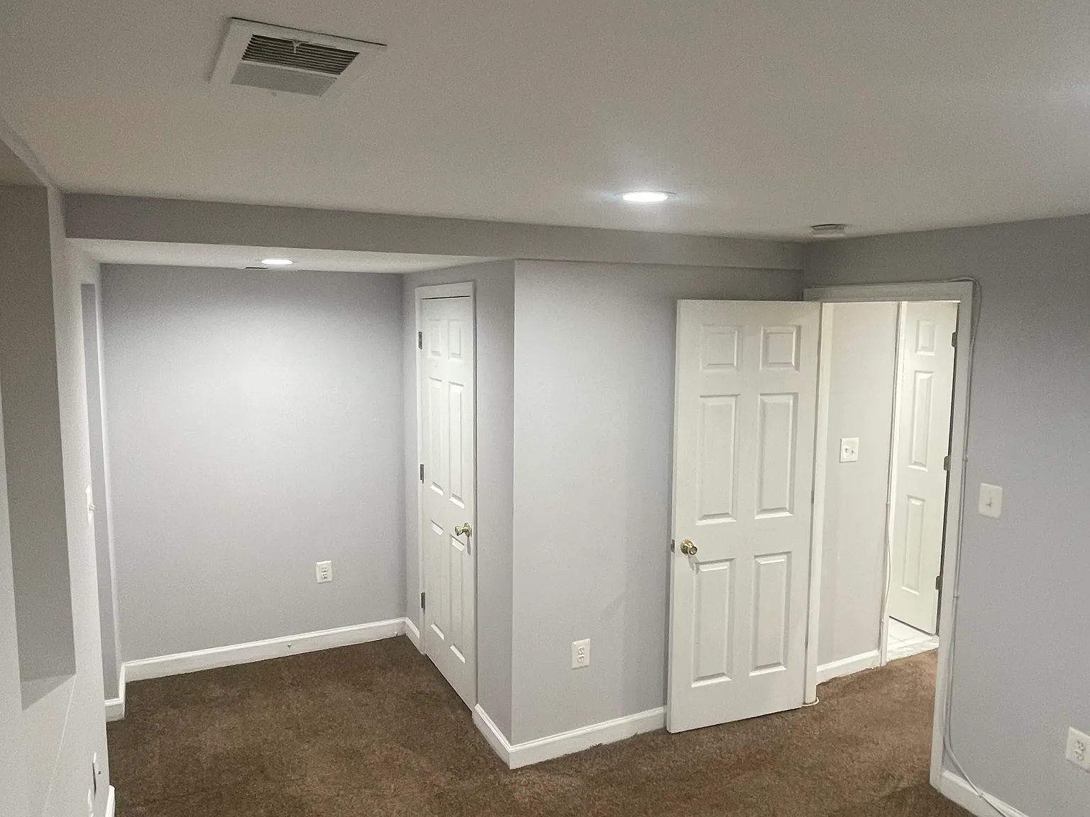 1 bed, 960 sqft, $1,400 — Photo 4