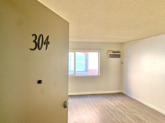2nd image of 734 S Berendo St