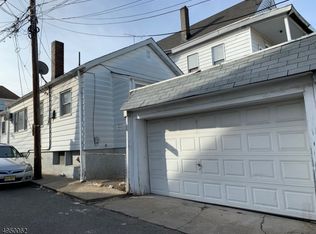 25 May St, Paterson, NJ 07524