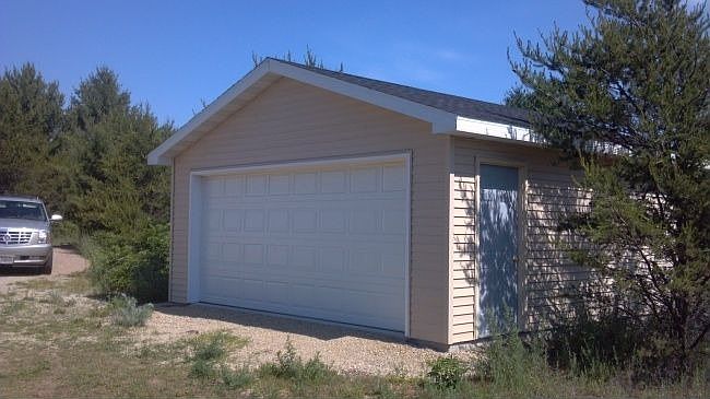 2nd image of 537 E Parkway Dr