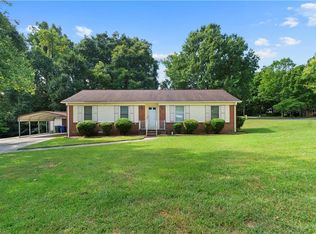 116 Cheltenham Dr, Winston Salem, NC 27103