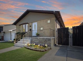 285 Madison Ave, Calumet City, IL 60409