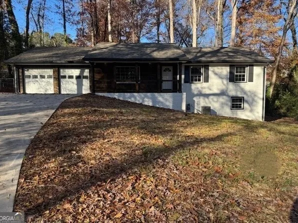 4498 Ginger Wood Ct, Stone Mountain, GA 30083