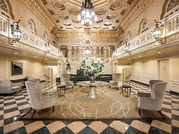 253 W 73rd St APT 3A, New York, NY 10023