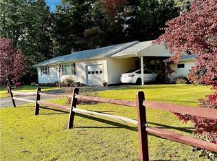 18 Pine St, Plainfield, CT 06374