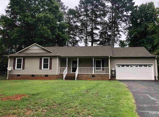 705 Hanover Ct, Roebuck, SC 29376