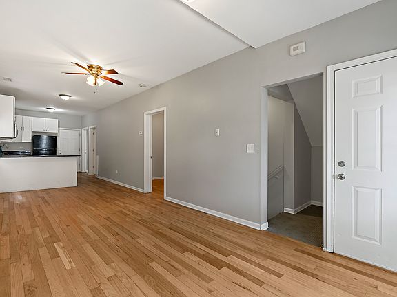 4th image of 2840 N Campbell Ave