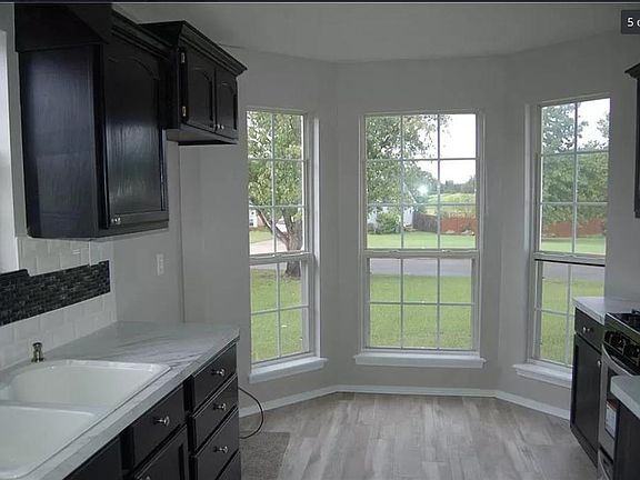 5th image of 2506 Pearl Blvd