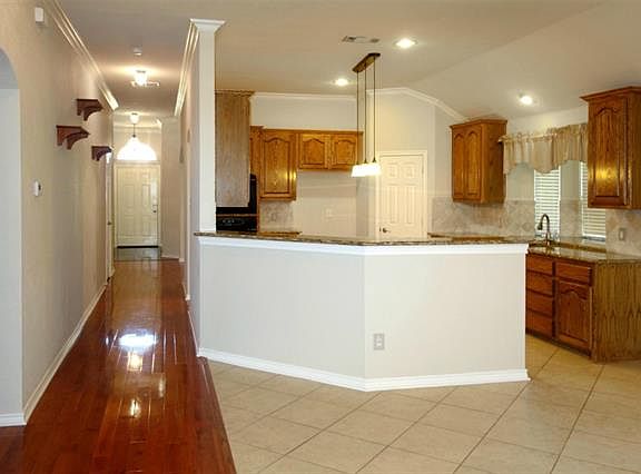 5th image of 12029 Mordor Ln