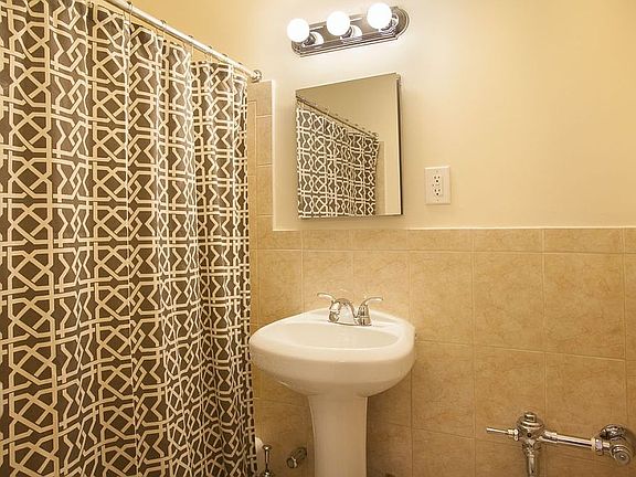 4th image of 50-22 40th St #6B