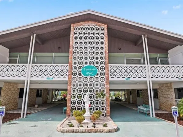 2151 NE 42nd Ct APT 102, Pompano Beach, FL 33064