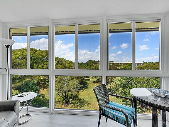 2nd image of 1606 Abaco Drive #D4