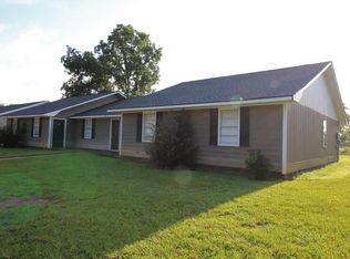 316 Carriage Ln, Albany, GA 31721