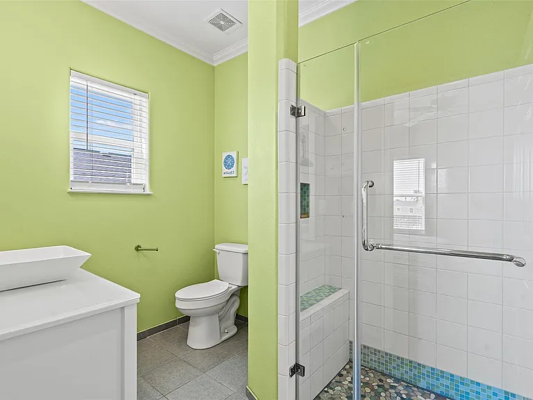 3923 Reeves Dr — Photo 22