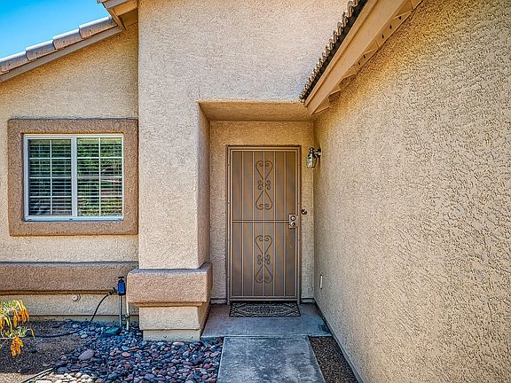 3rd image of 1965 W Cholla Vista Dr