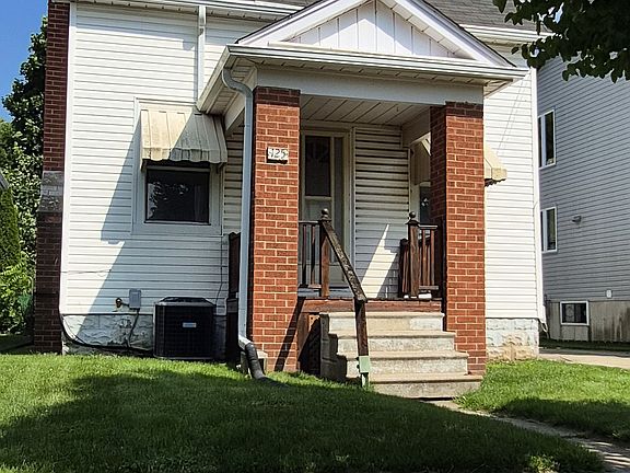 2nd image of 125 Broadway Ave