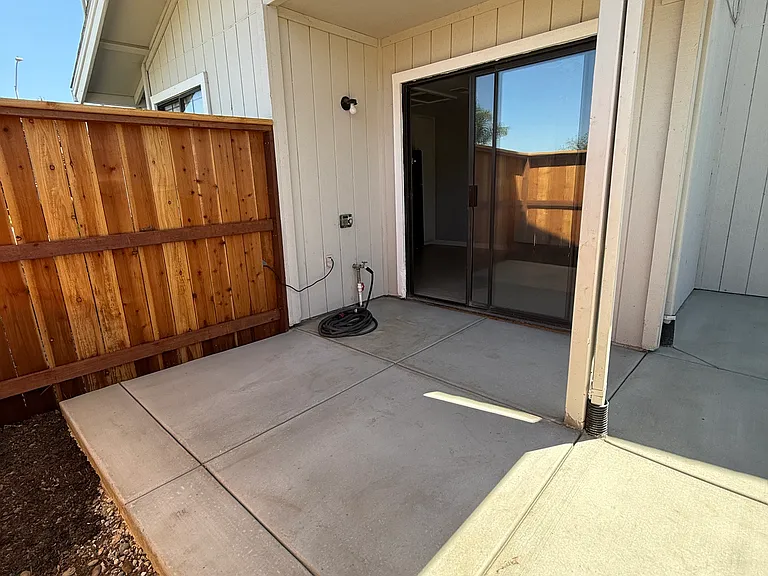 1502 Seiko Ave — Photo 28