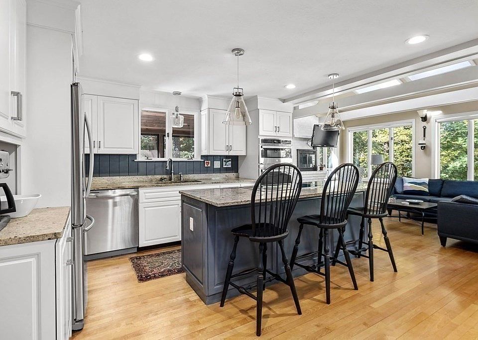 416 Temple St, Duxbury, MA 02332 Zillow