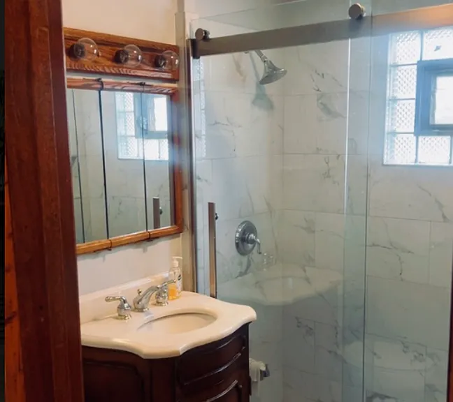 4214 N Central Park Ave #1 — Photo 3