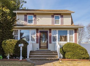 108 Chapman Ave, Bellmore, NY 11710