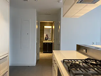 Rented by Gulia Wang, LREB