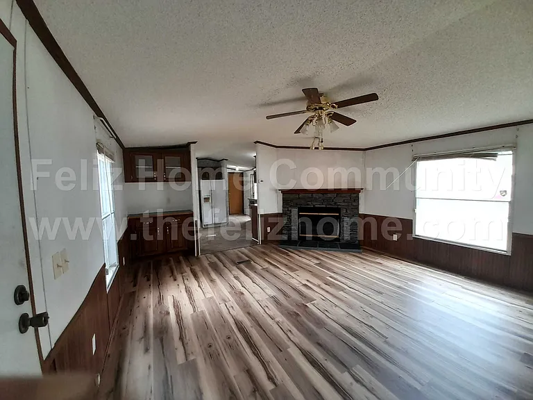 4-6016 Glade Rd #4 — Photo 7
