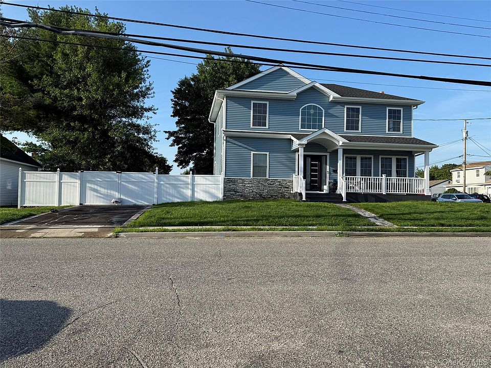 1st image of 139 maple Avenue