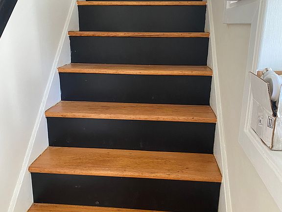 4th image of 55 Thompson Cir #1