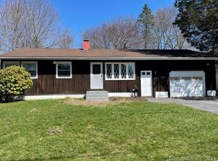 137 Bradley Ter, Derby, CT 06418