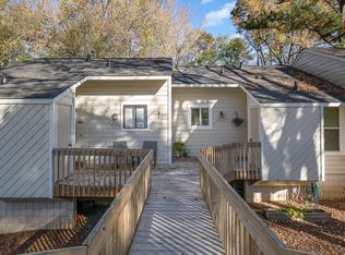 208 Concannon Ct, Cary, NC 27511